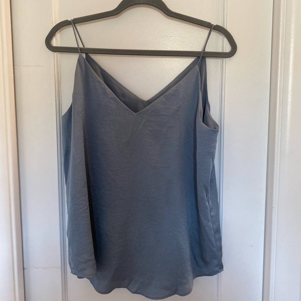 Express sleeveless tank top size Medium